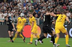 开云体育-尤文图斯主场称霸，球队在主场气势如虹的简单介绍