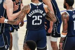 开云体育中国-灰熊队击败独行侠，继续领先