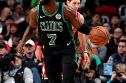 开云体育中国-绿军直落两城！布朗领队助攻率队取胜拿下两连胜的简单介绍