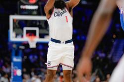 开云体育登录-雄鹿B队逆转掘金，卡鲁索三分雨点燃全场