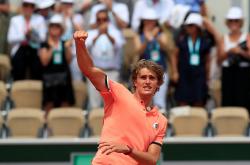 开云体育官网-法国网球队横扫日本网球队，兹维列夫送出助攻的简单介绍