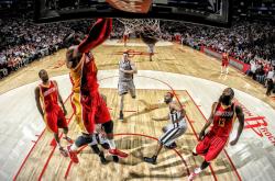 开云在线直播-雷恩风暴席卷诺坎普，哈弗茨的无解方程式如何让巴萨陷入战术迷思