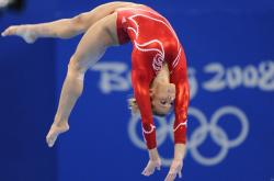 开云足球直播-许昕关键制胜，法国队横扫波兰队，一场技术与意志的完美交响