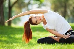 开云下载-大场面先生，黄喜灿在F1新赛季揭幕战之夜的闪耀时刻