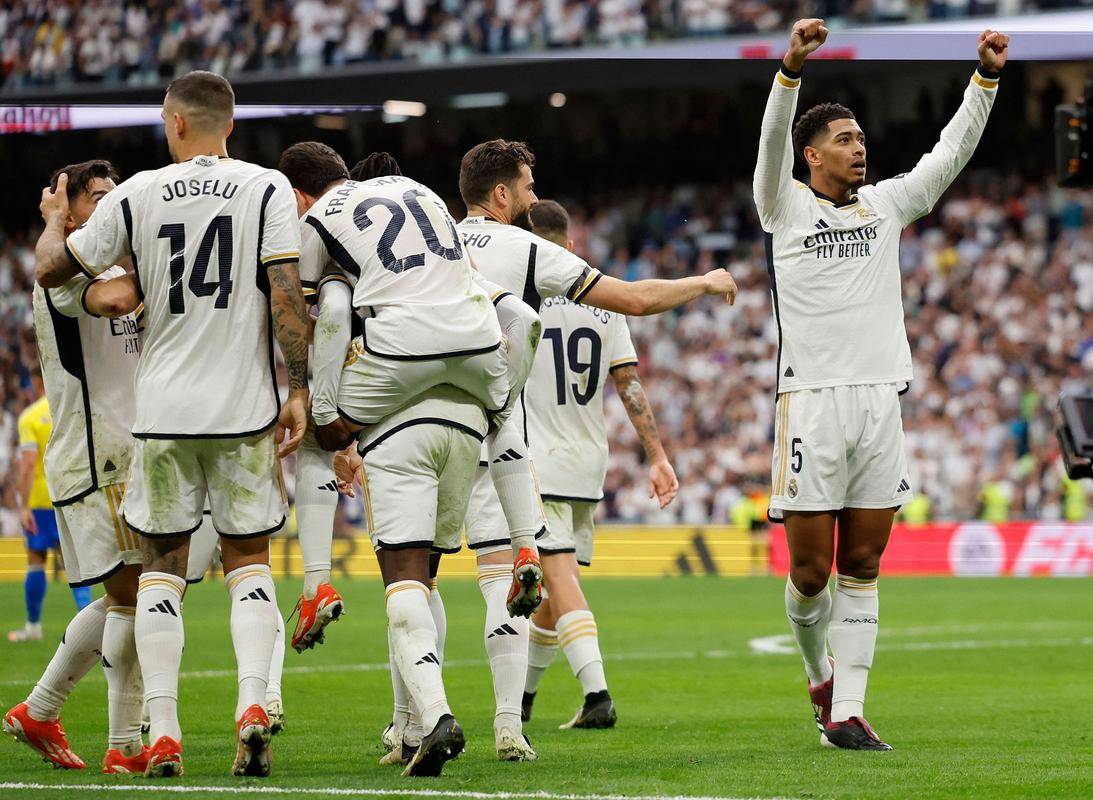 皇马多点开花,轻松战胜对手 皇马多点开花,轻松战胜对手