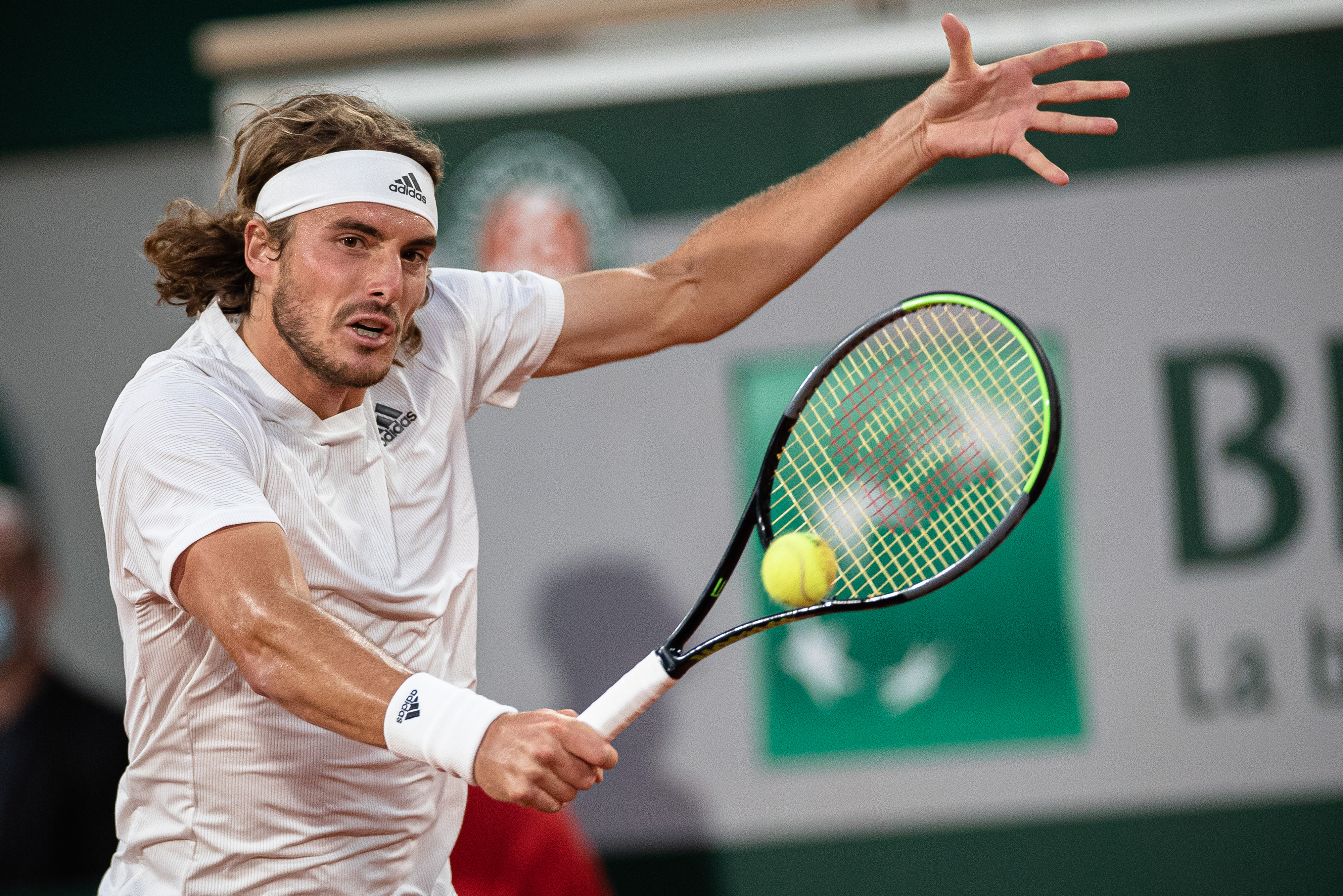 欧洲网球队横扫德国网球队，西西帕斯制霸全场的简单介绍