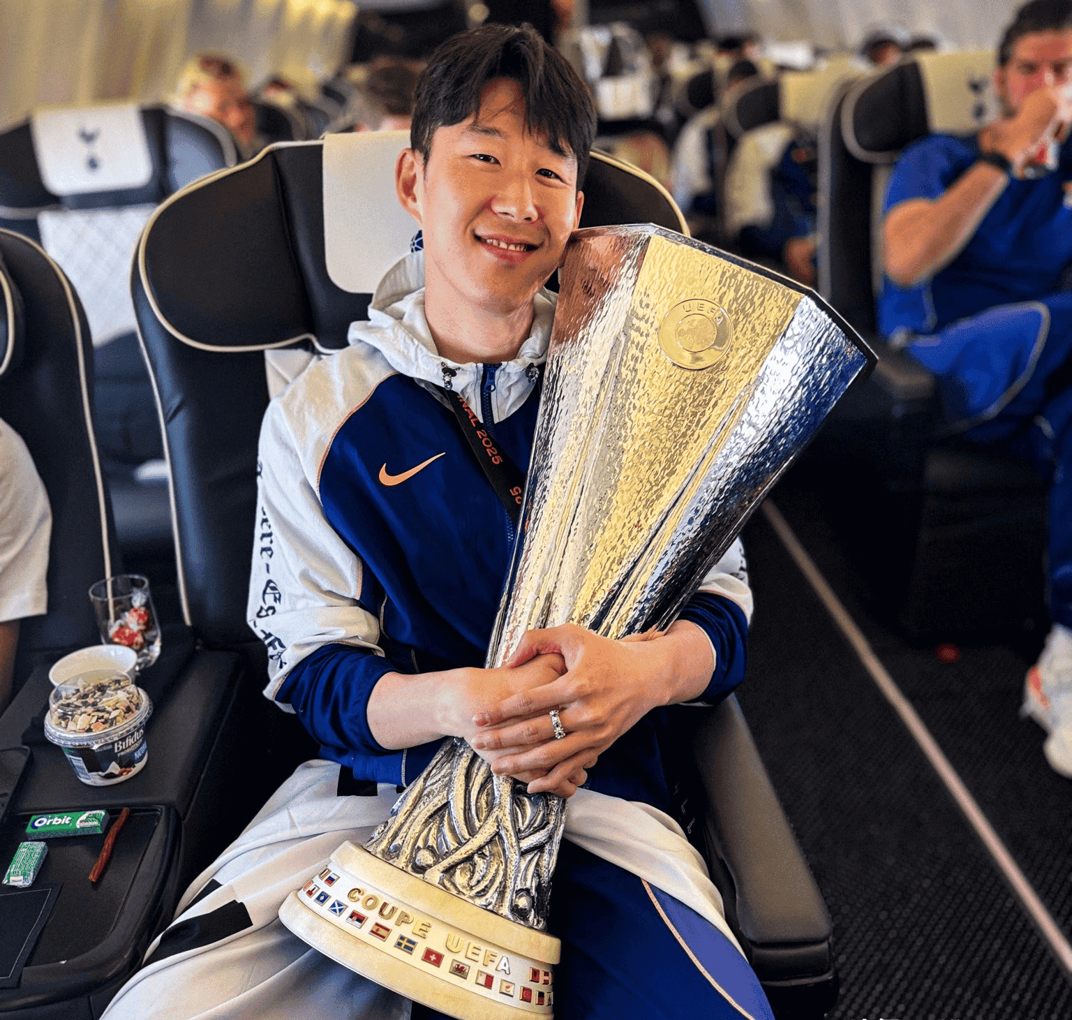 巴萨血洗土耳其，孙兴慜统治全场