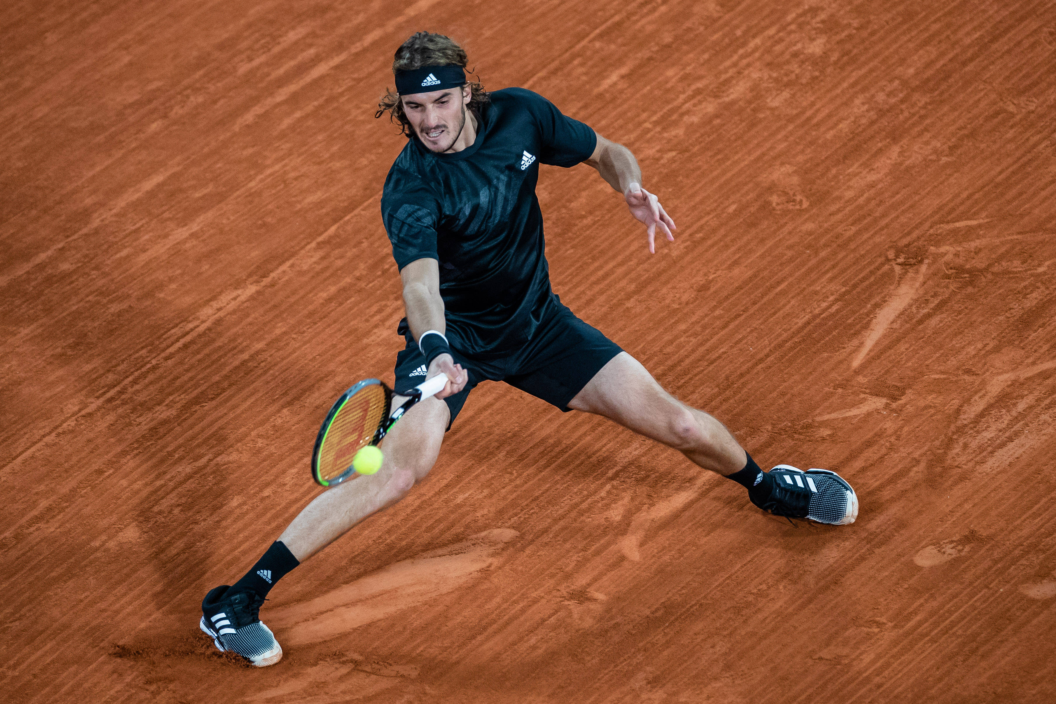 日本网球队绝地反击美国网球队,西西帕斯完成帽子戏法的简单介绍 日本网球队绝地反击美国网球队,西西帕斯完成帽子戏法的简单介绍