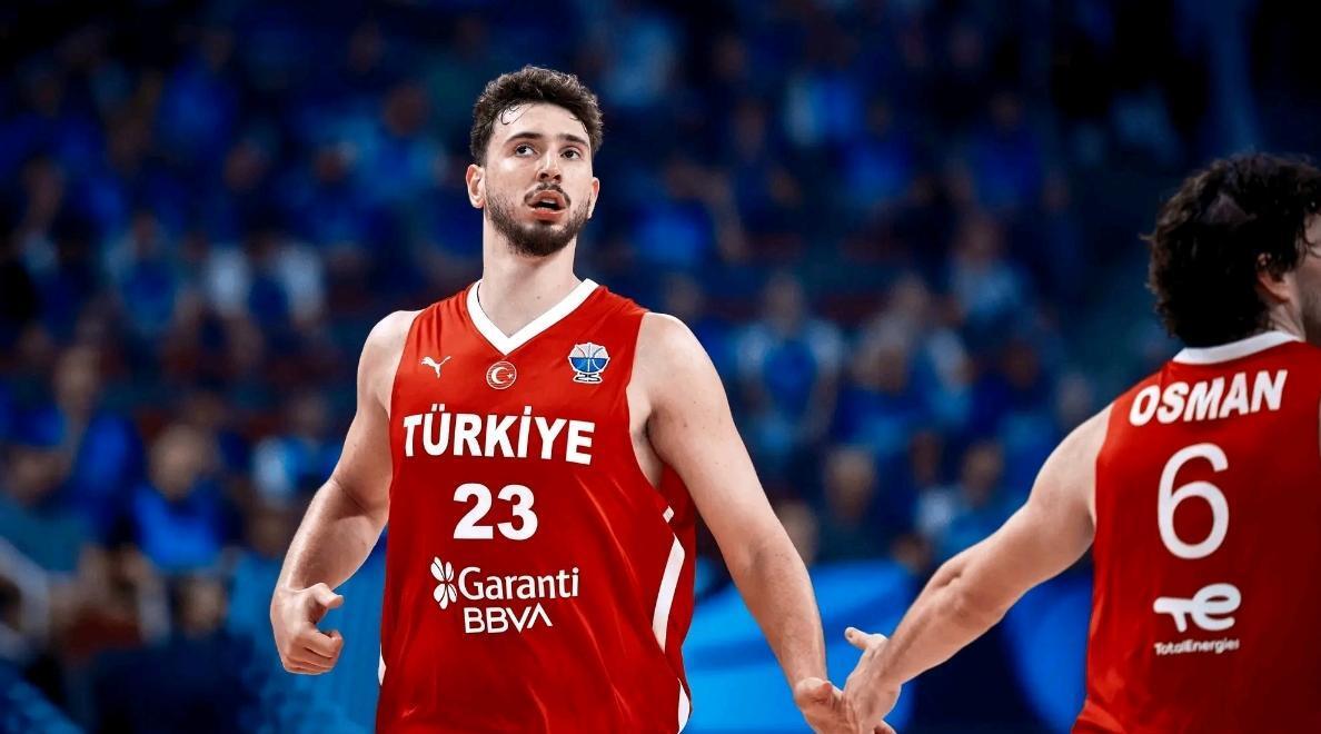 关于土耳其男篮轻取澳大利亚男篮,字母哥打破历史纪录的信息 关于土耳其男篮轻取澳大利亚男篮,字母哥打破历史纪录的信息