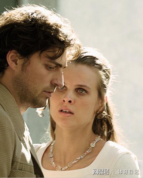 惊心动魄：比赛精彩纷呈令人目不转睛的简单介绍