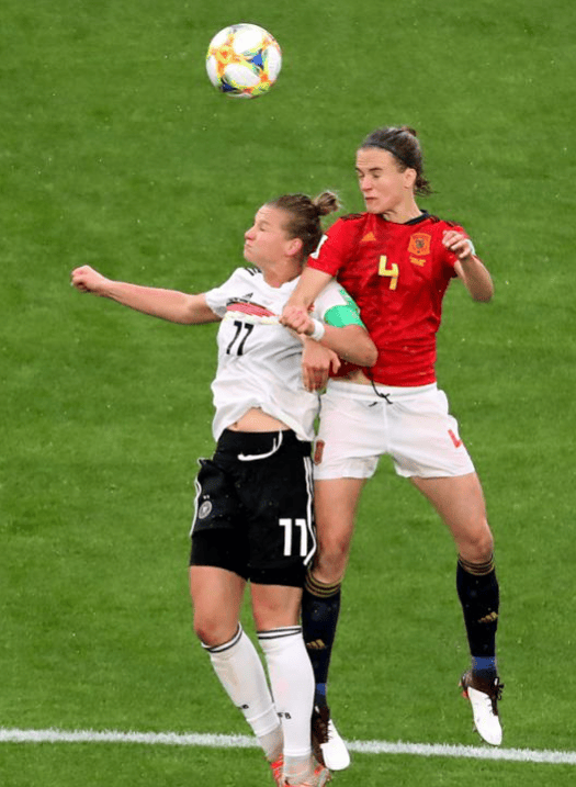 荷兰女篮在比利时队的对决中惊险取胜