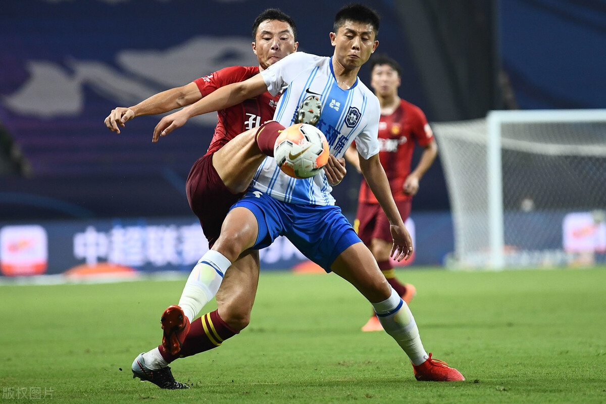 天津泰达迎来关键胜利，击败深圳队