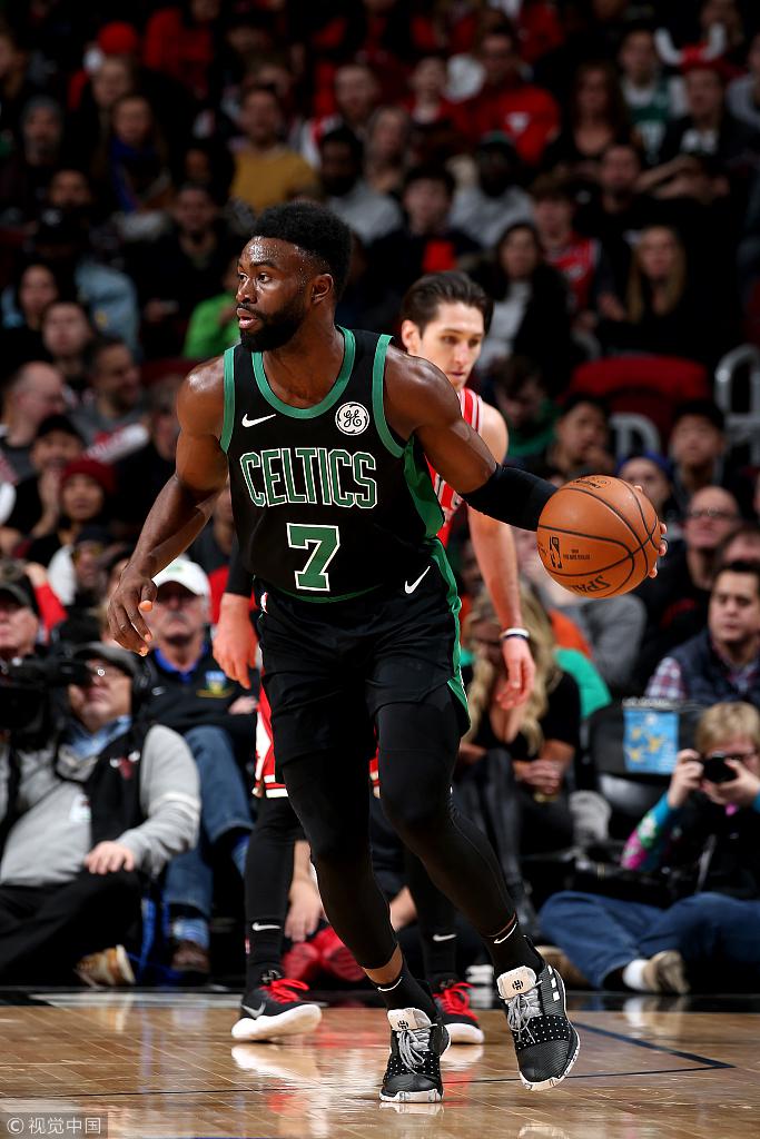 绿军直落两城！布朗领队助攻率队取胜拿下两连胜的简单介绍