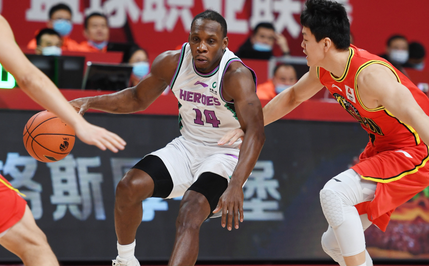 魔术横扫新疆队,陶汉林刷新纪录的简单介绍 魔术横扫新疆队,陶汉林刷新纪录的简单介绍