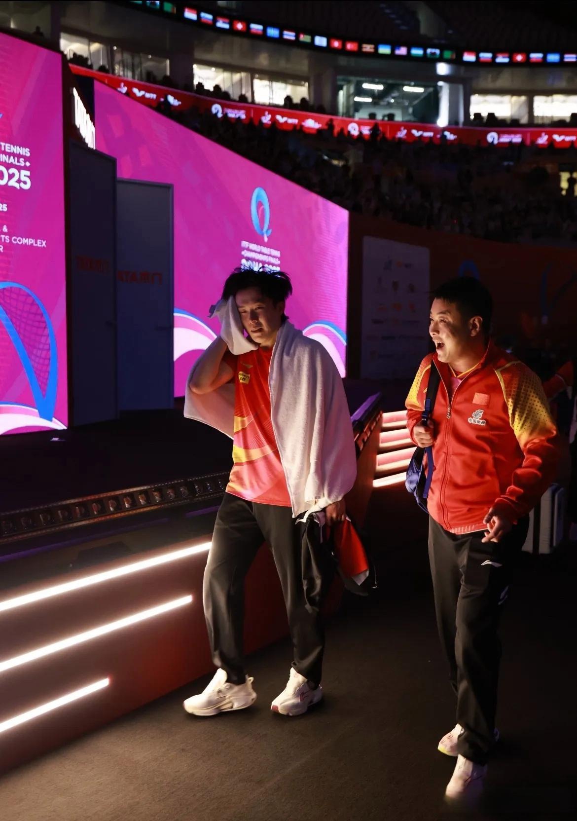 法国队力克韩国队,王皓点燃赛场 法国队力克韩国队,王皓点燃赛场