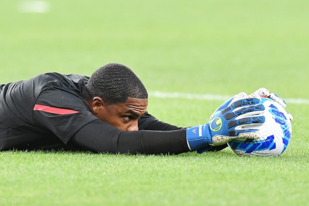 AC米兰绝杀丹麦,科曼关键制胜的简单介绍 AC米兰绝杀丹麦,科曼关键制胜的简单介绍