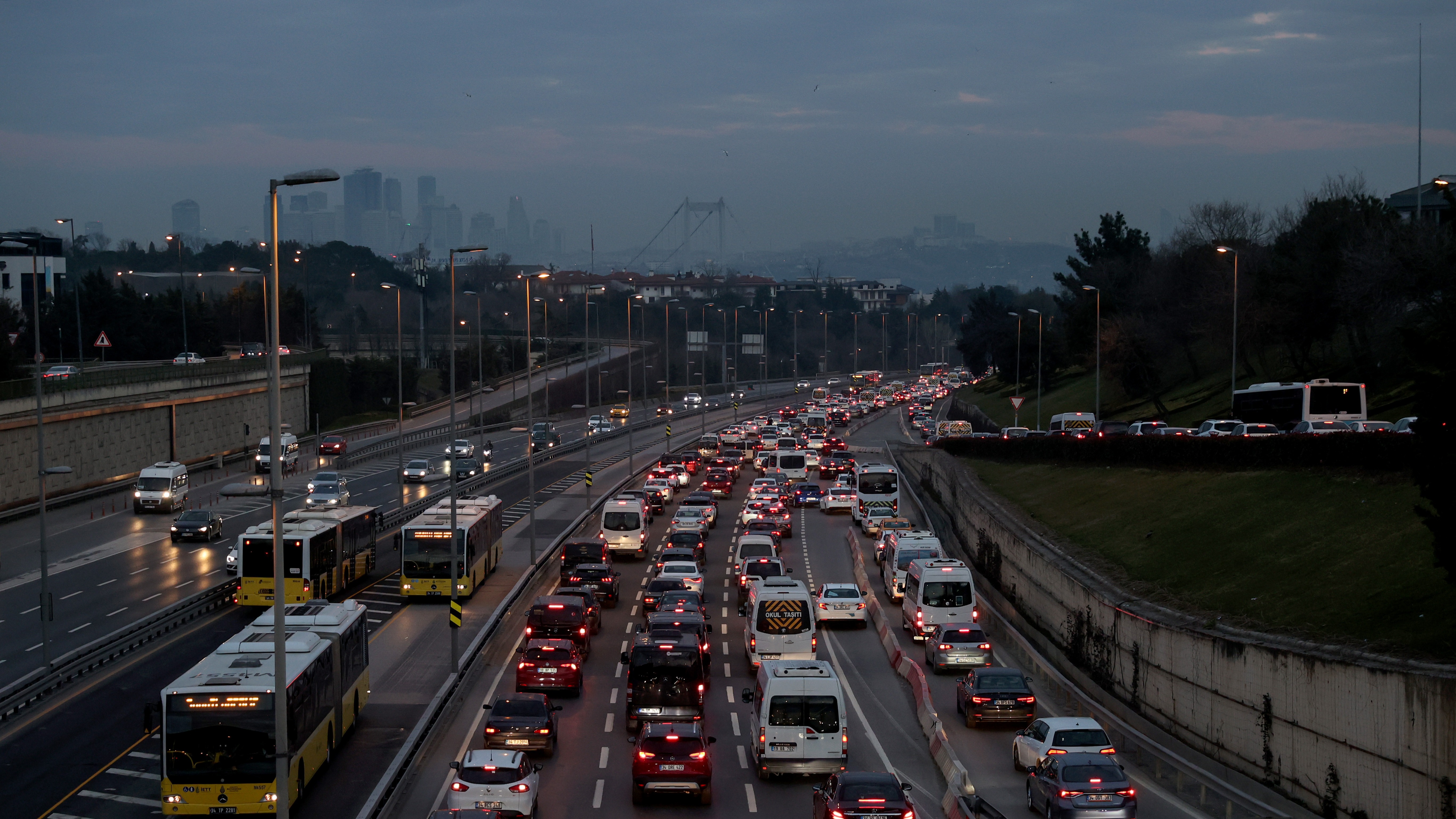 中国强势土耳其，费兰·托雷斯打破历史纪录的简单介绍