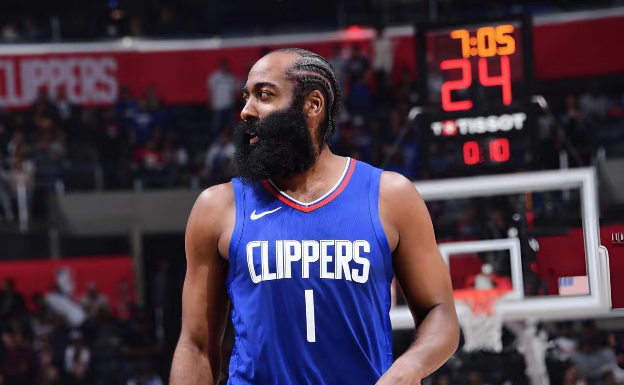 开拓者中锋纳尔季后赛表现持续低迷遭遇困境的简单介绍