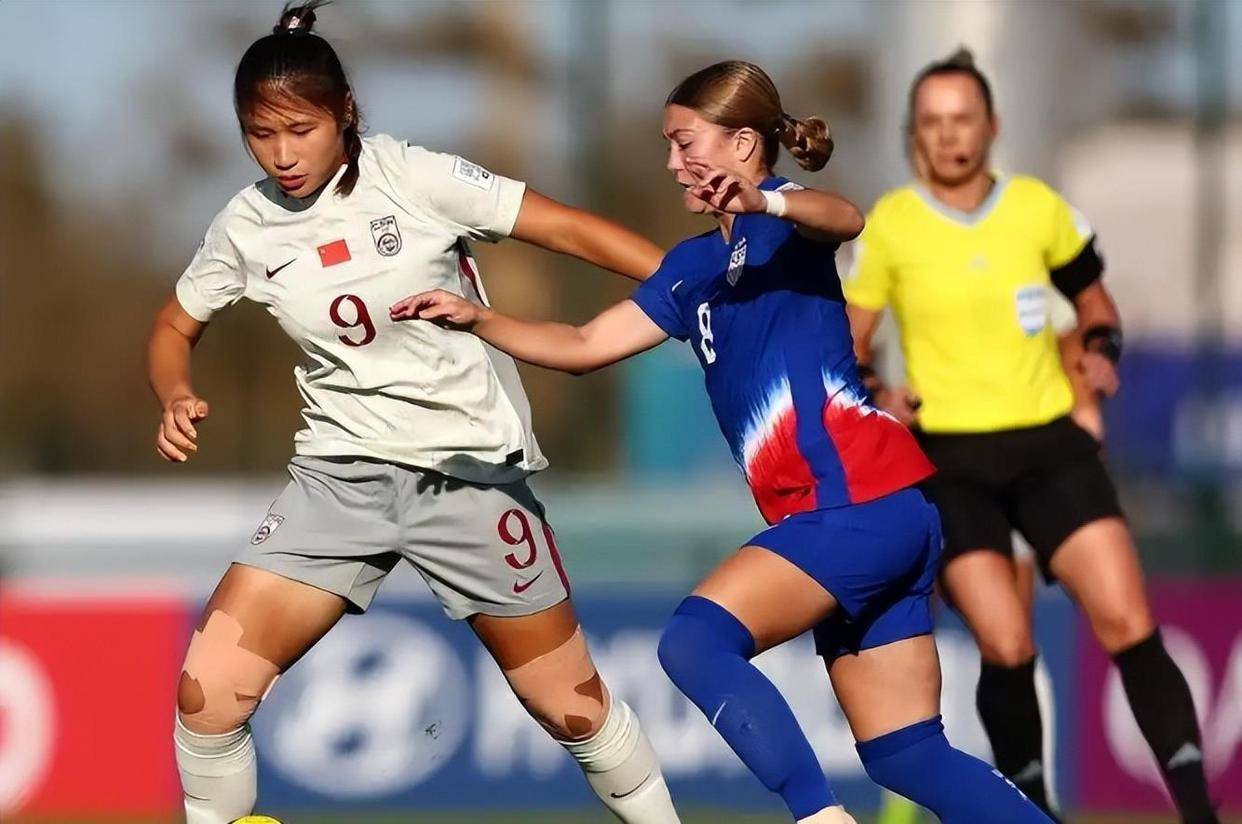 关于厄瓜多尔女足在比赛中展现出色团队表现的信息