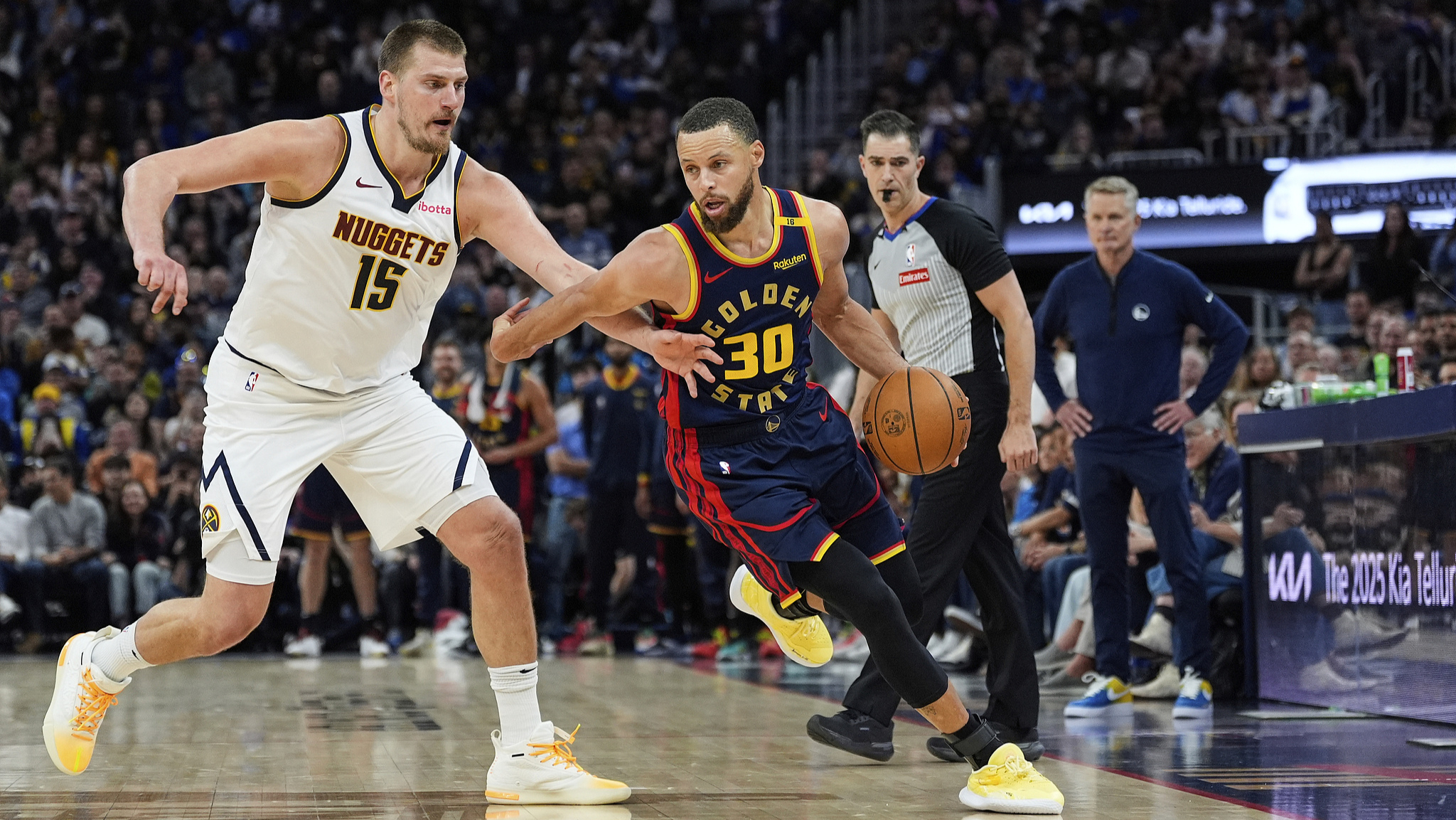 勇士队连胜达到五场，实力强大