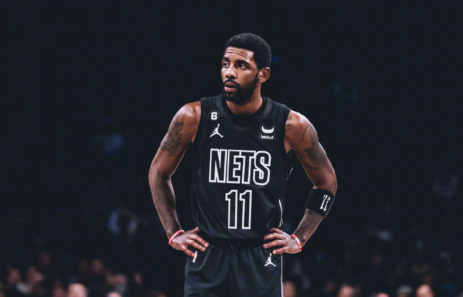 篮网队在主场比赛中轻松取胜