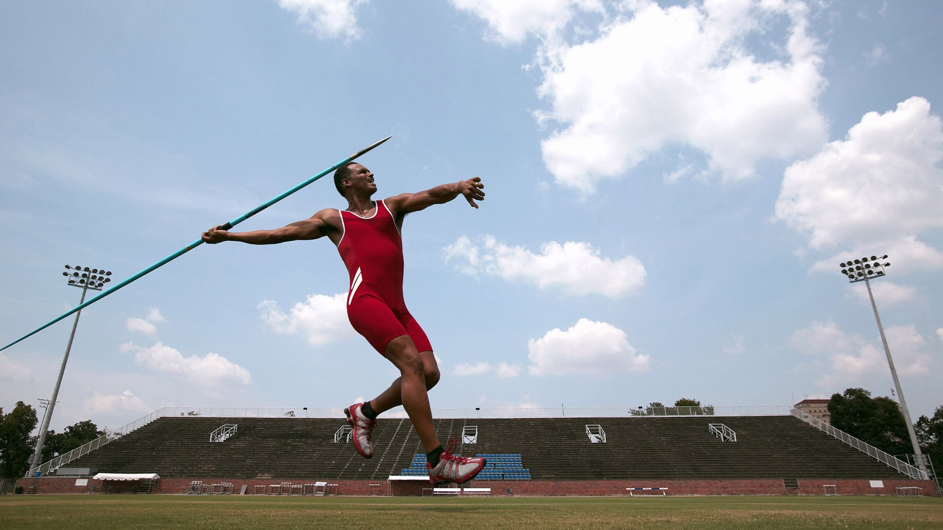 绿茵之外的焦点，当西甲德比遇上摩纳哥的速胜启示